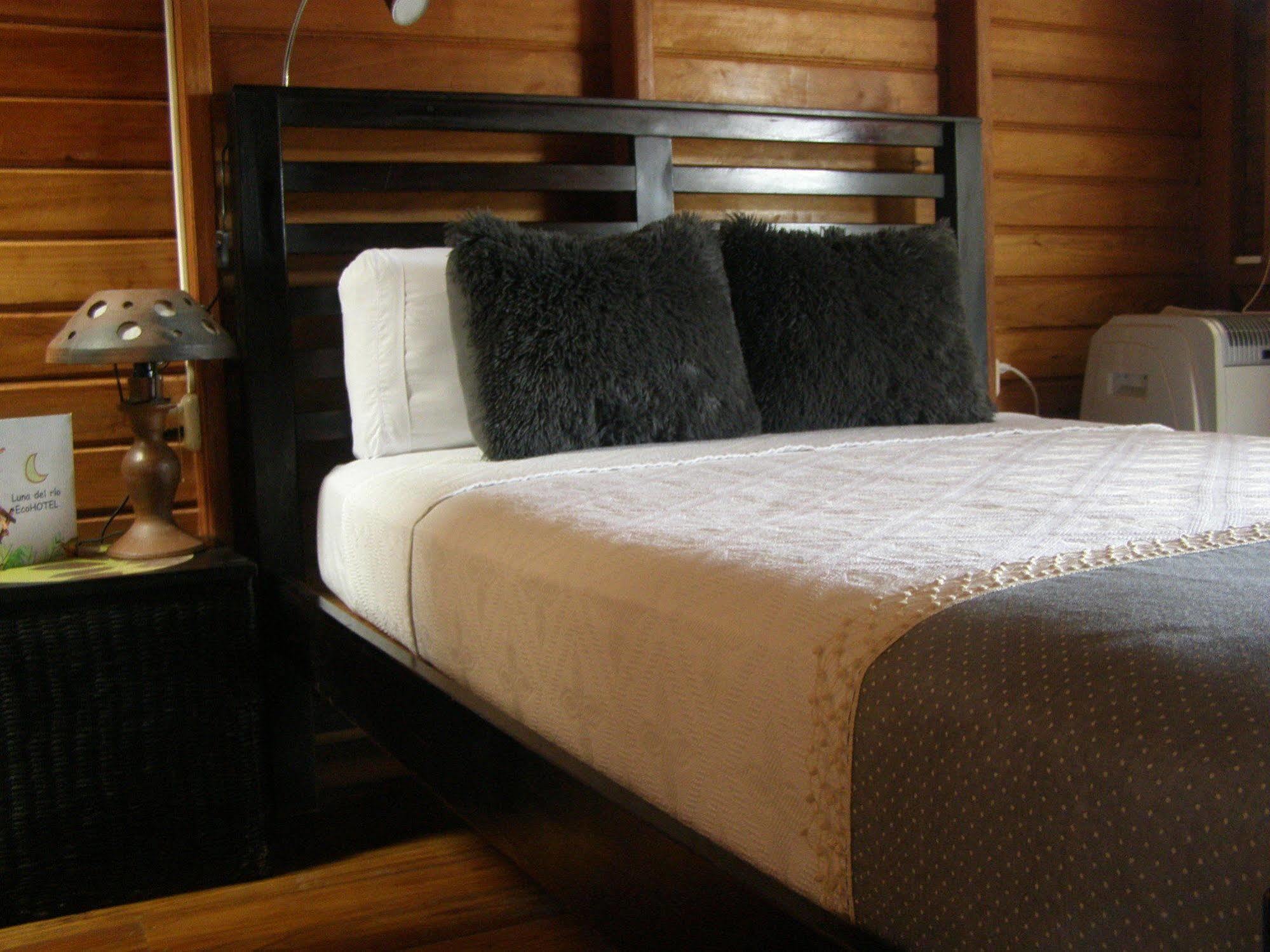 Ecolodge Luna Del Rio เอล คาสติลโล เด ลา คอนเซปชิอง ภายนอก รูปภาพ